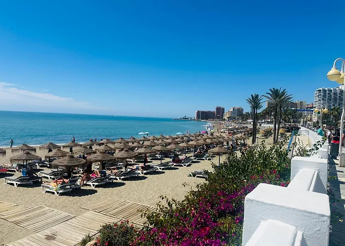 Luxury Beachfront Apartment In Benalmadena Costa